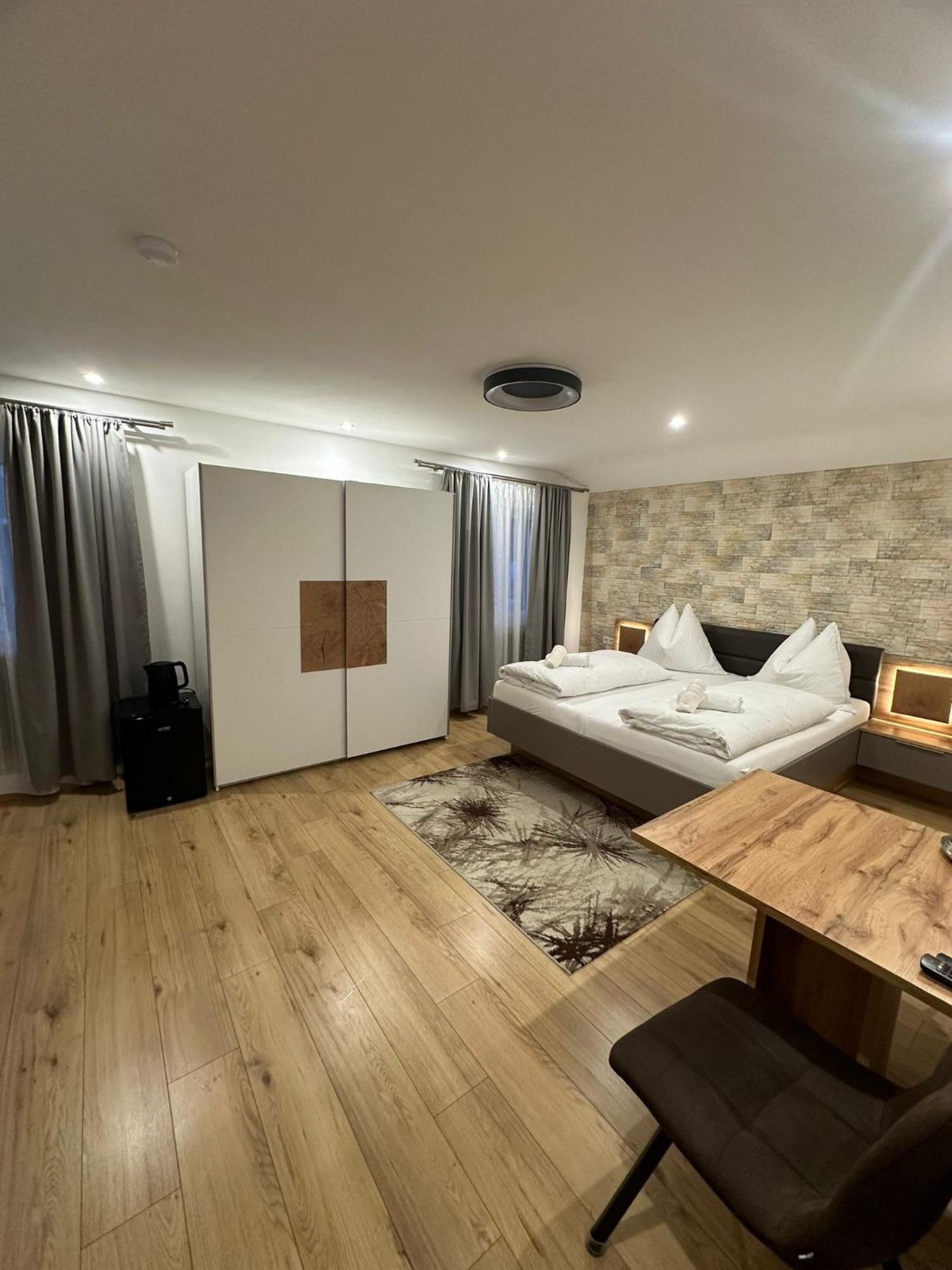 Pension Alpina Roppen Экстерьер фото